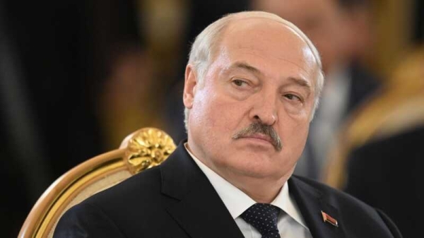 Лукашенко разрешил армии Беларуси применять оружие против граждан страны
